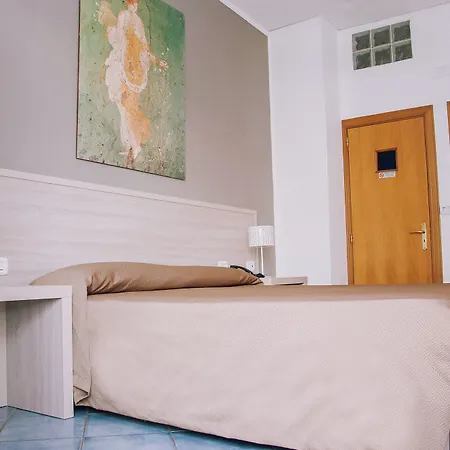 Отель Piccolo Sogno 2*