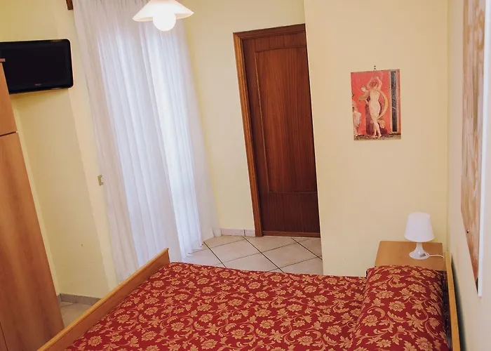 Piccolo Sogno מלון 2*